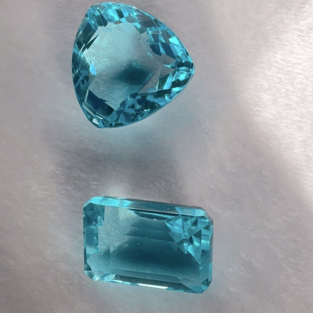 Jewelry Loose stone, light blue set of two